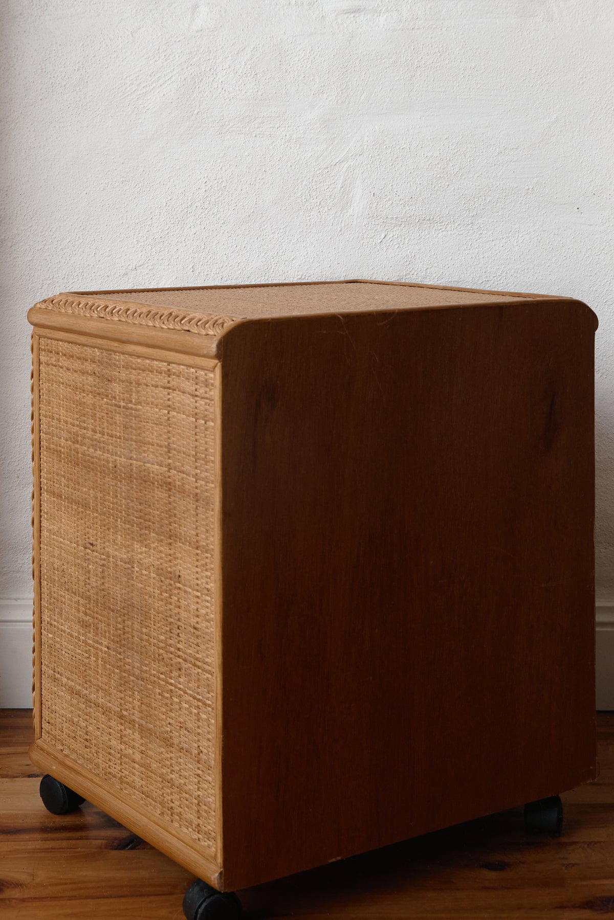 Retro Rattan Chest ラタンチェスト