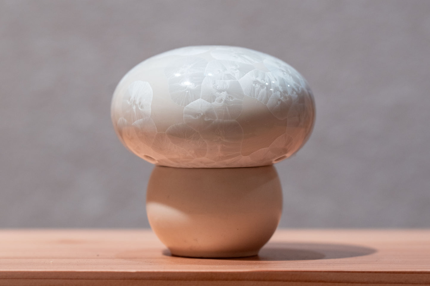 Hana-kessho Kinokō Mushroom Incense Holder | KUMAGAI