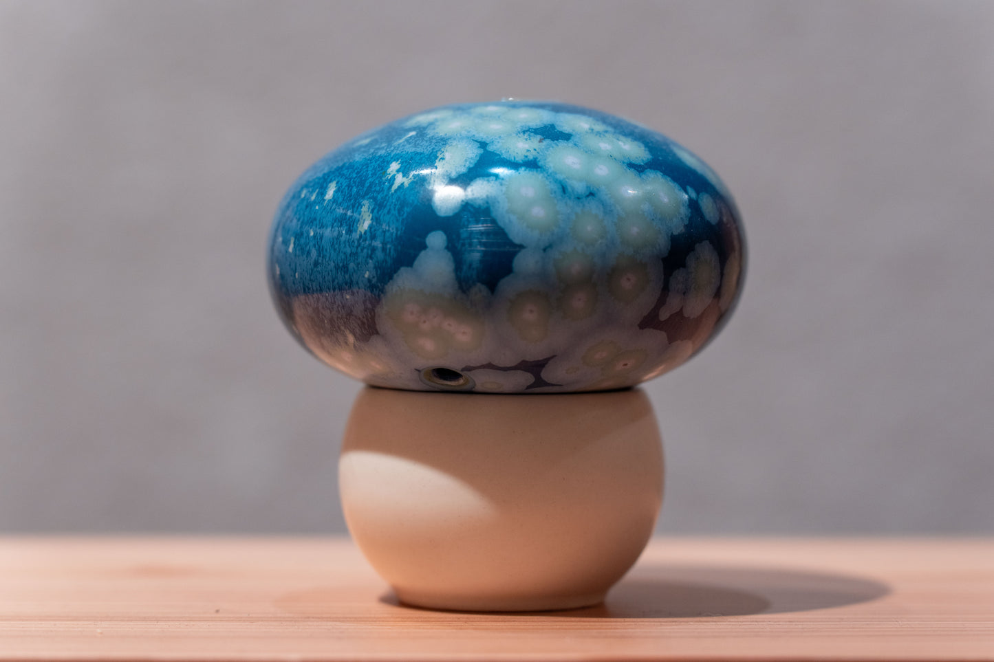 Hana-kessho Kinokō Mushroom Incense Holder | KUMAGAI