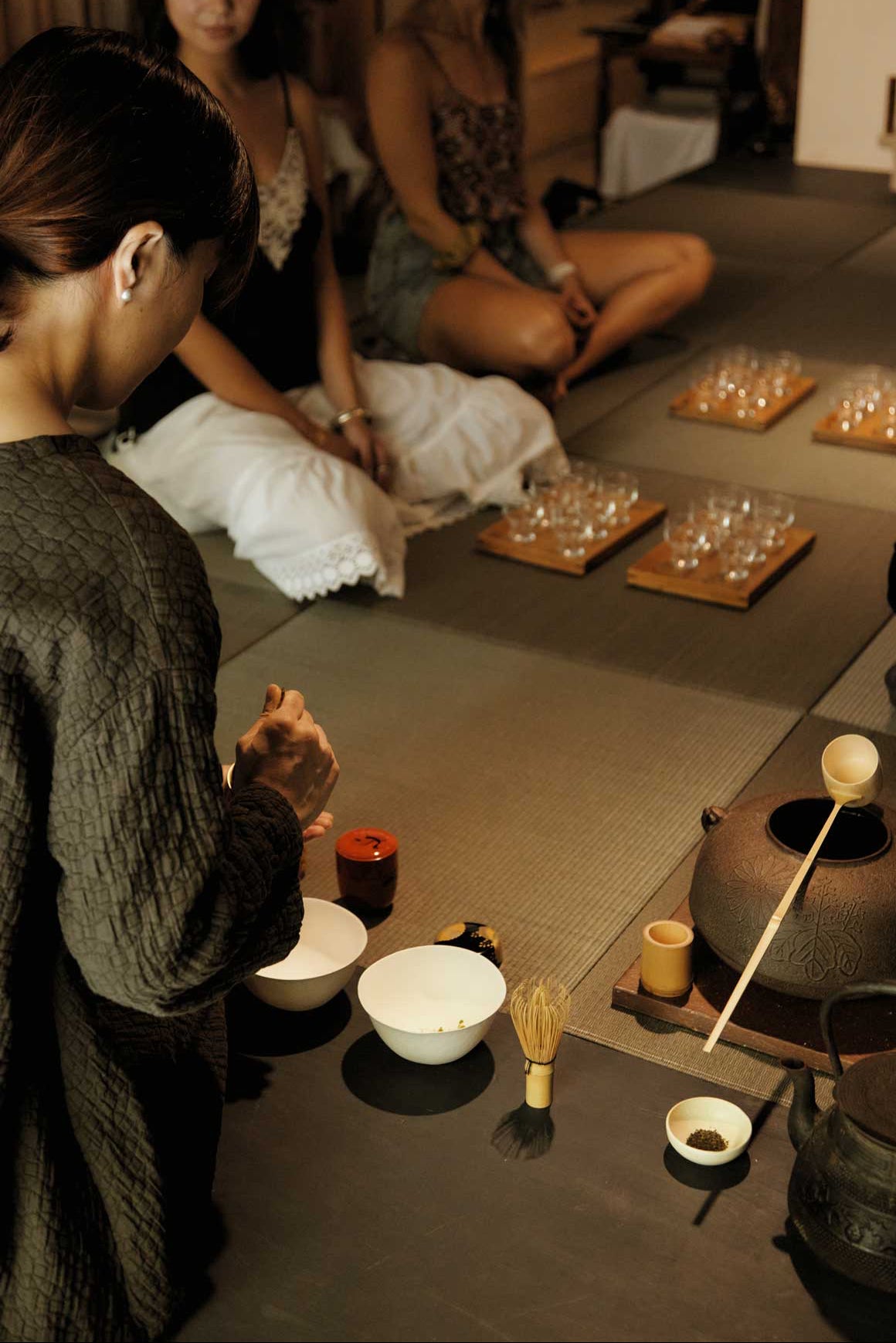 Tea Gathering Series - Five Bowls and One Dew