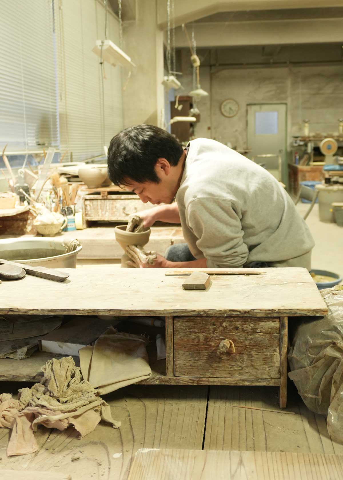 Meet the 9th generation potter behind Rokubei-Gama.