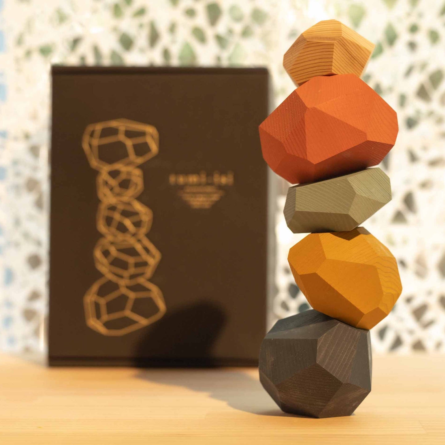 Tumi-isi balancing wooden blocks | BY: Daimon Kanno 【Online Only!】