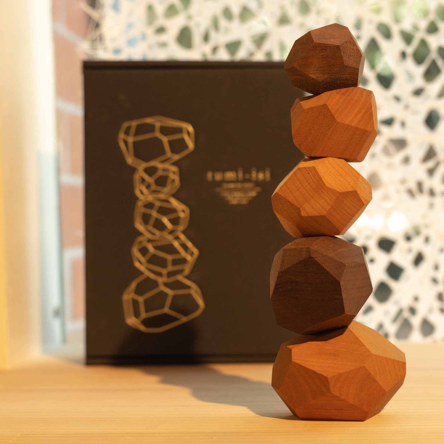 Tumi-isi balancing wooden blocks | BY: Daimon Kanno 【Online Only!】