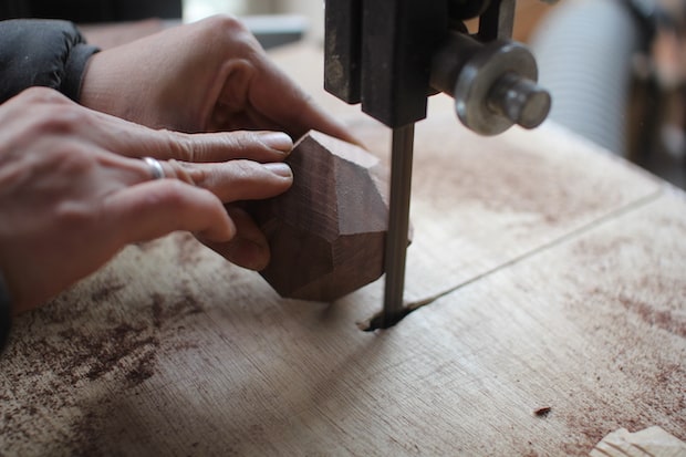 Tumi-isi balancing wooden blocks | BY: Daimon Kanno