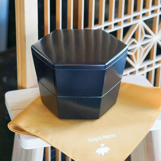 Hexagonal multi-tiered Lacquer box (重箱 'jyubako') | 井助商店 'Isuke sho-ten' black  regular kanshitsu 幹漆 japan native simplynative