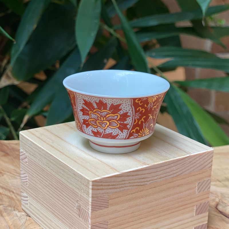 Kutani Sake Cup '九谷焼' | SEIKOU